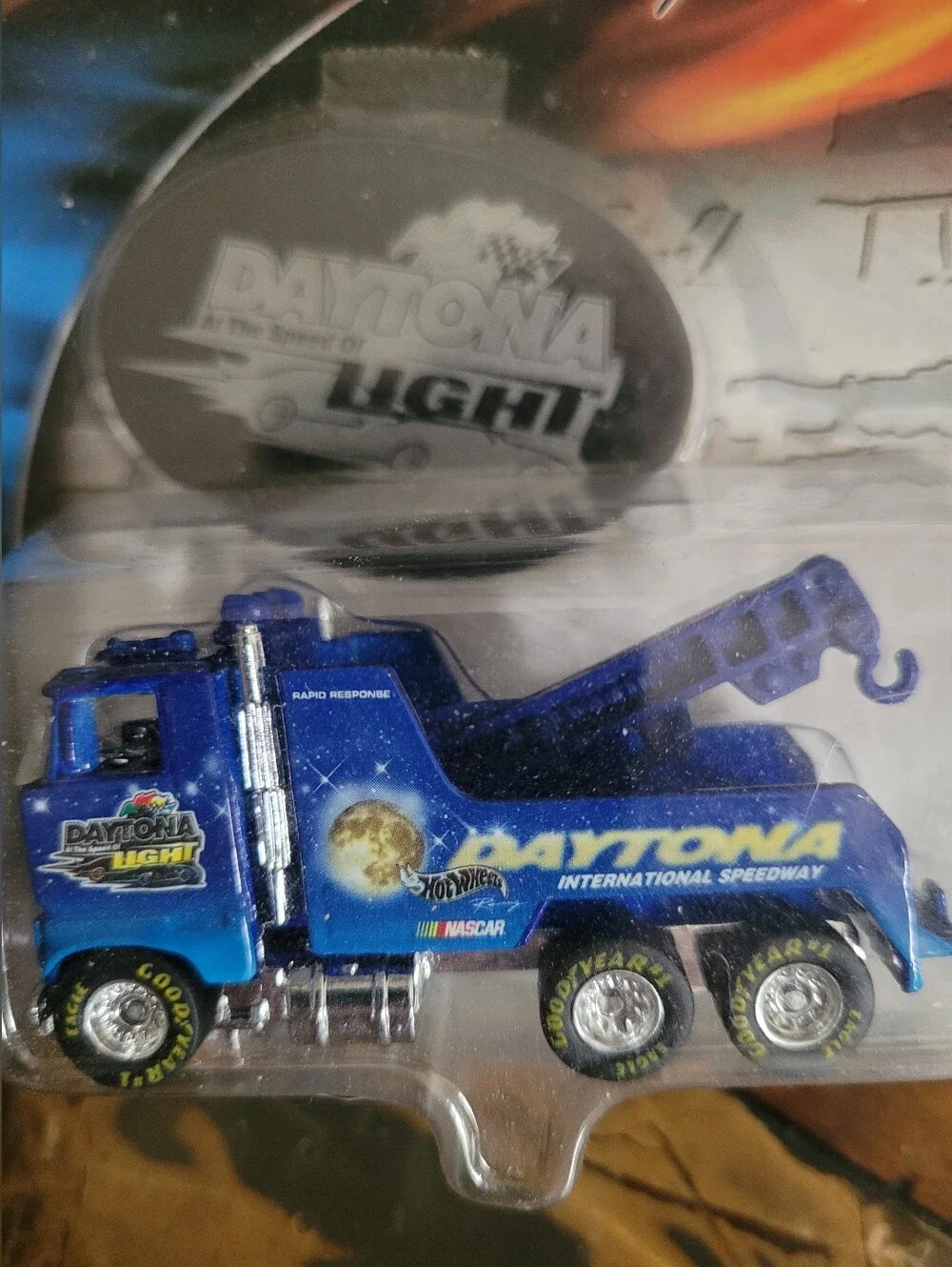 Hot Wheels Racing Blue Daytona Tow Truck